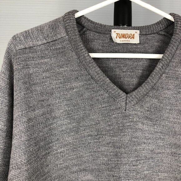 TUNDRA CANADA Vintage Wool Blend Grey V-Neck Knit Sweater- Unisex Sz M - Picture 6 of 7